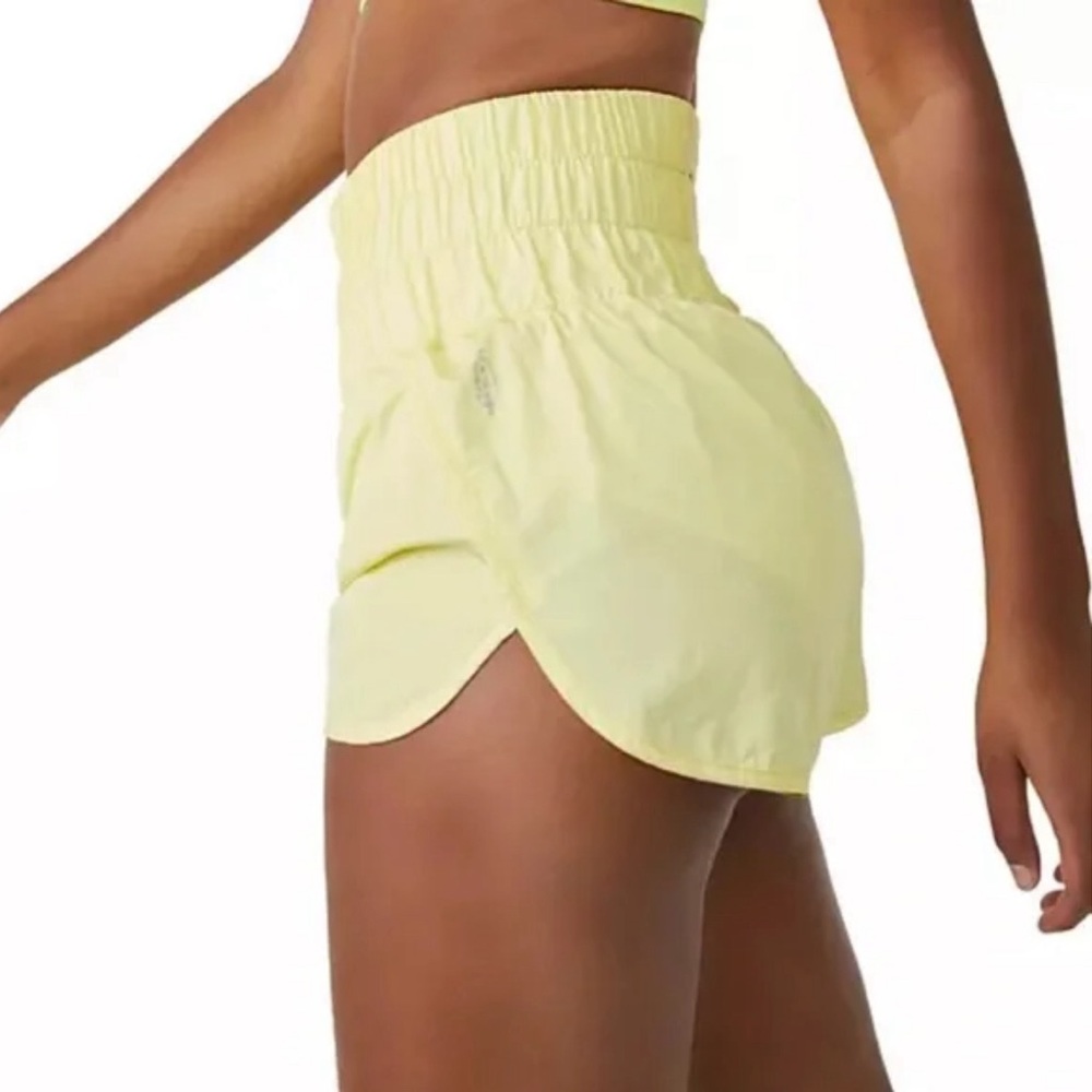Free People The Way Home Shorts in‎ Lemon Verbena - Picture 3 of 12